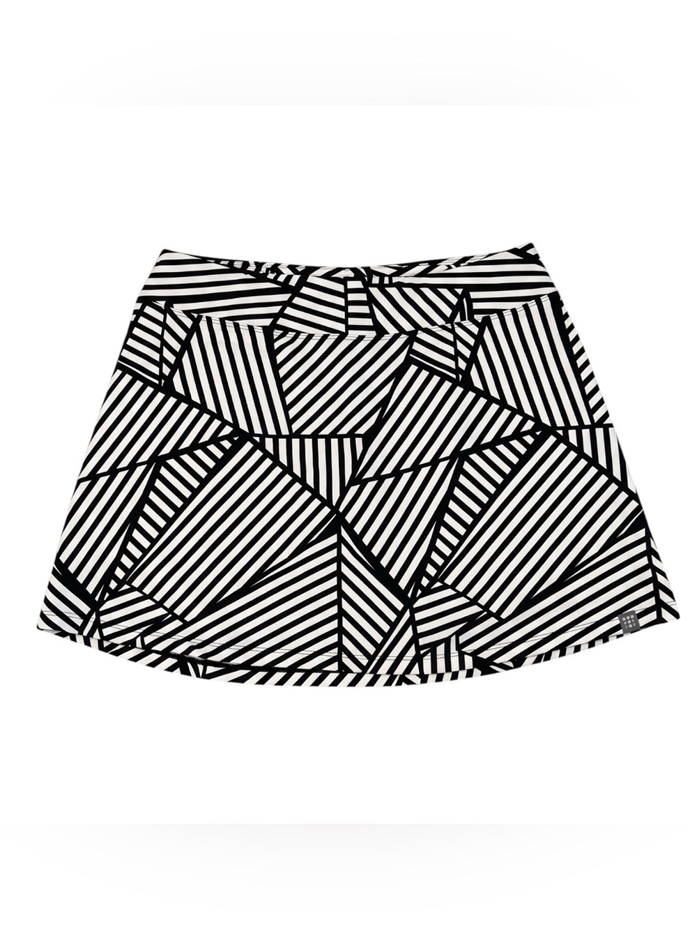 Title Nine Dream Skort Womens Large Black White Striped Geometric